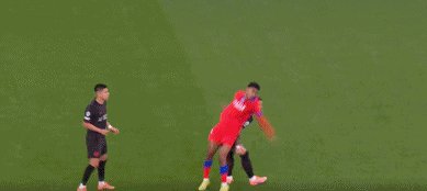 1761089481147022023.gif 药巴33.gif