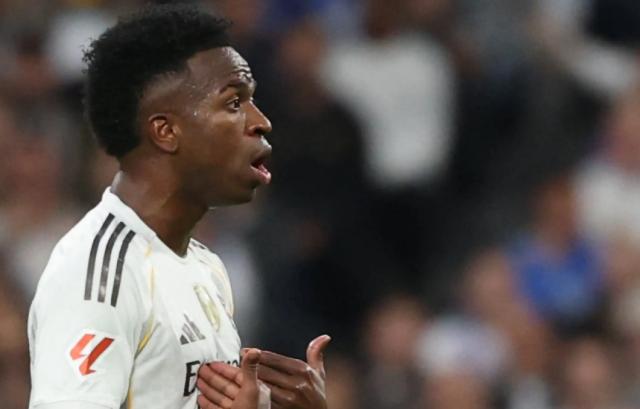 1761522414506056374.png vinicius.png